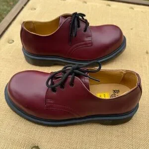 DR. MARTENS 1925 5400 PW CHERRY RED SMOOTH OXFORD MENS SZ 6 Or Women’s Sz 7 DR. MARTENS 1925 5400 PW CHERRY RED SMOOTH OXFORD MENS SZ 14  main image 2